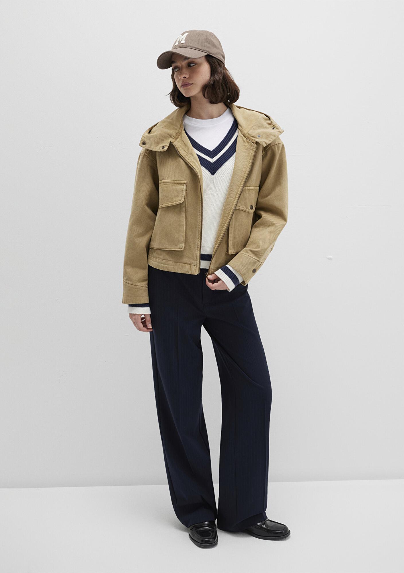 Mavi Cep Detaylı Bej Ceket Oversize / Geniş Kesim 1110605-70204