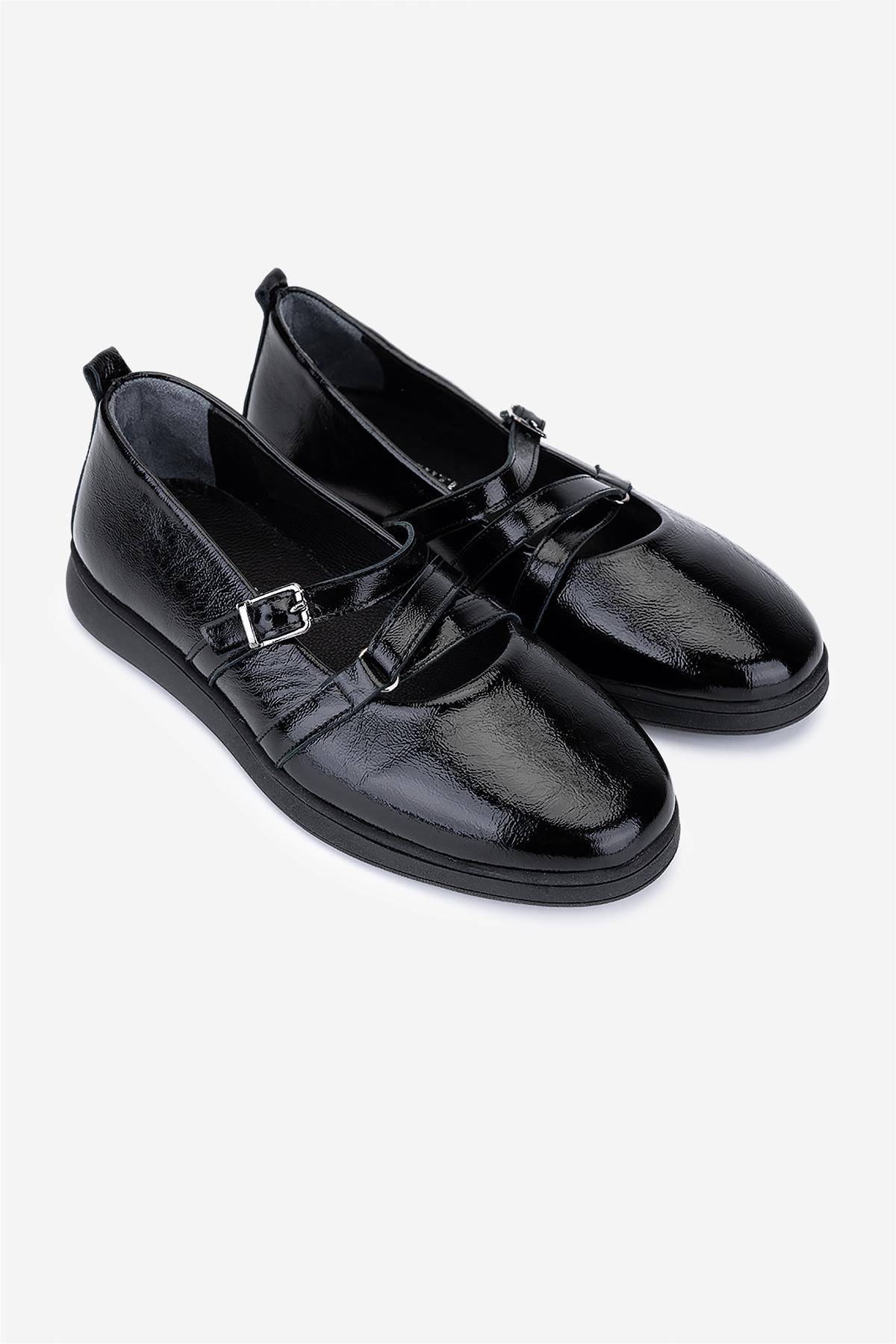 Valmenti Kadın Hakiki Deri Siyah Kırışık Rugan Babet Ayakkabı