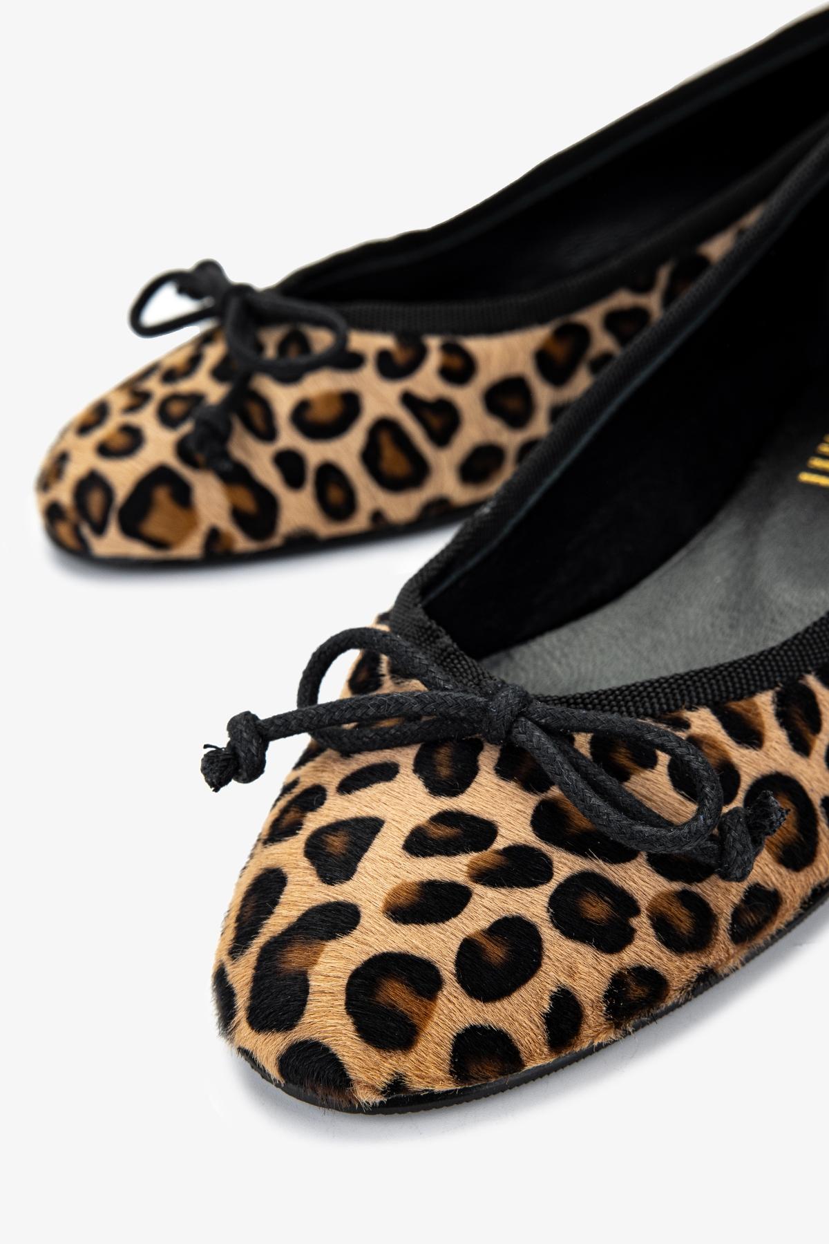 Valmenti Kadın Hakiki Deri Leopar Babet Ayakkabı