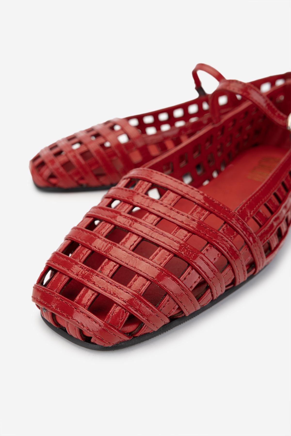 Valmenti Kadın Hakiki Deri Kırmızı Rugan Babet Ayakkabı