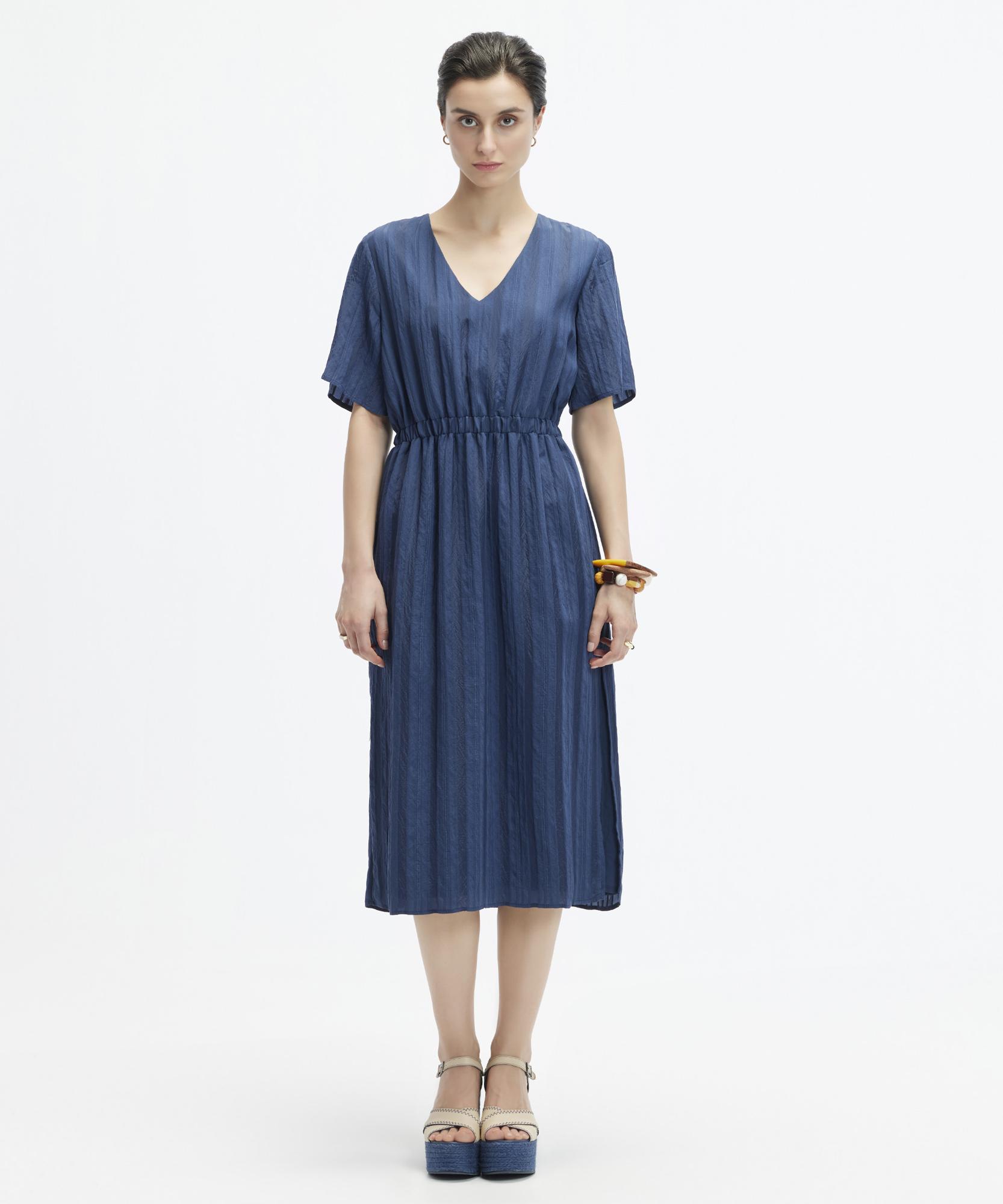 YARGICI V Yaka Kısa Kollu Midi Boy Elbise