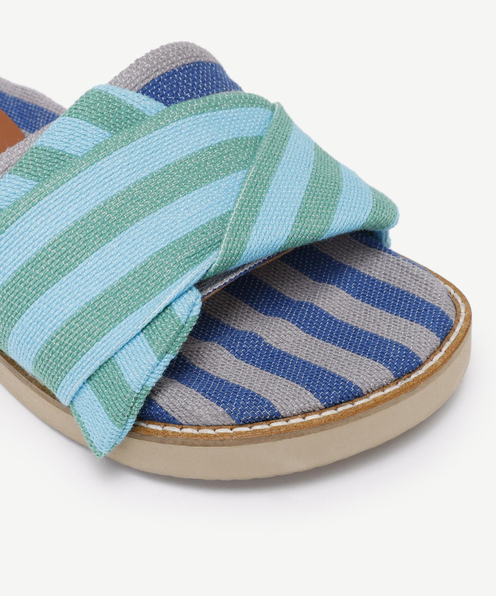 YARGICI Konforlu Çizgili Terlik