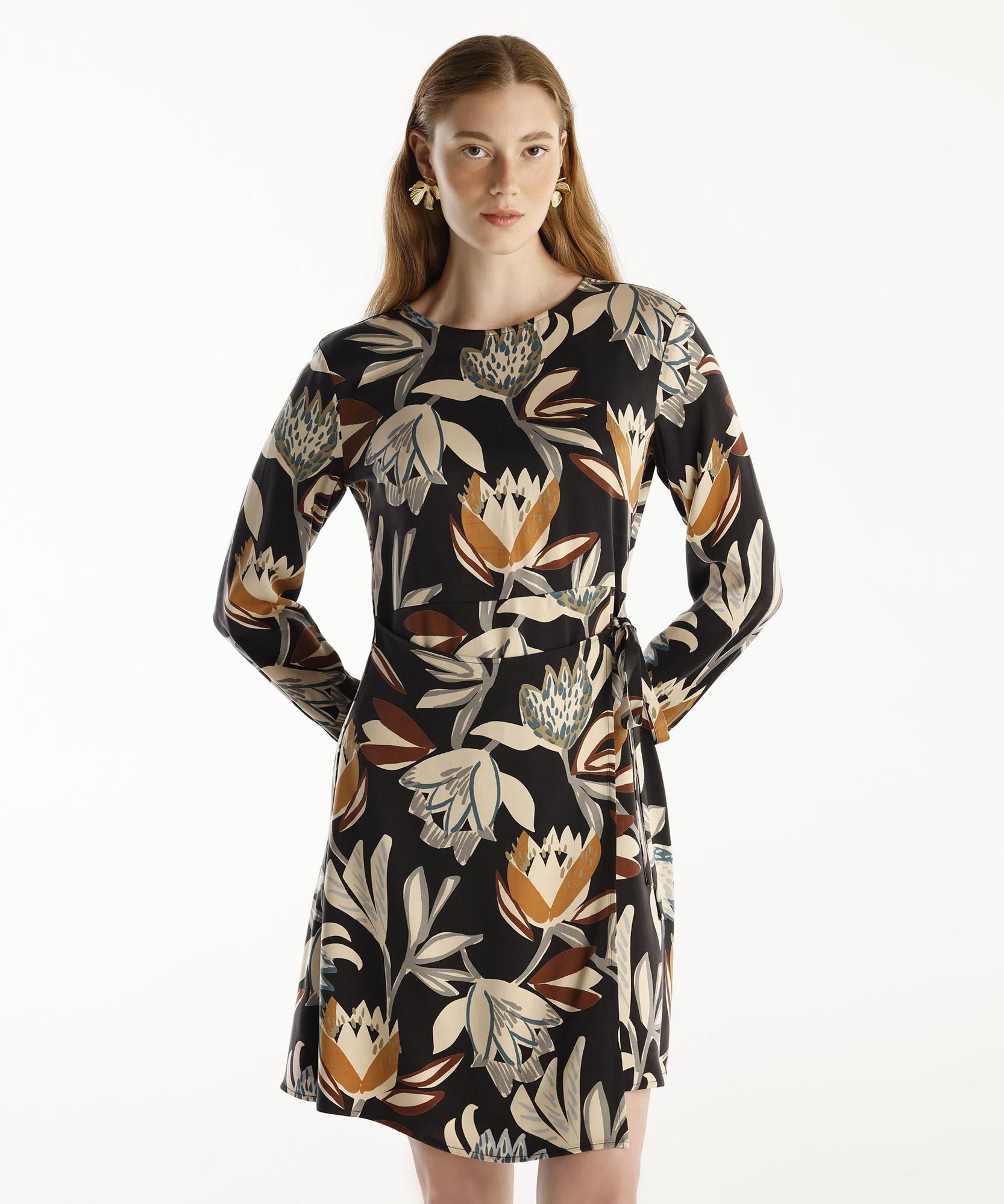 YARGICI Bisiklet Yaka Uzun Kollu Kısa Elbise