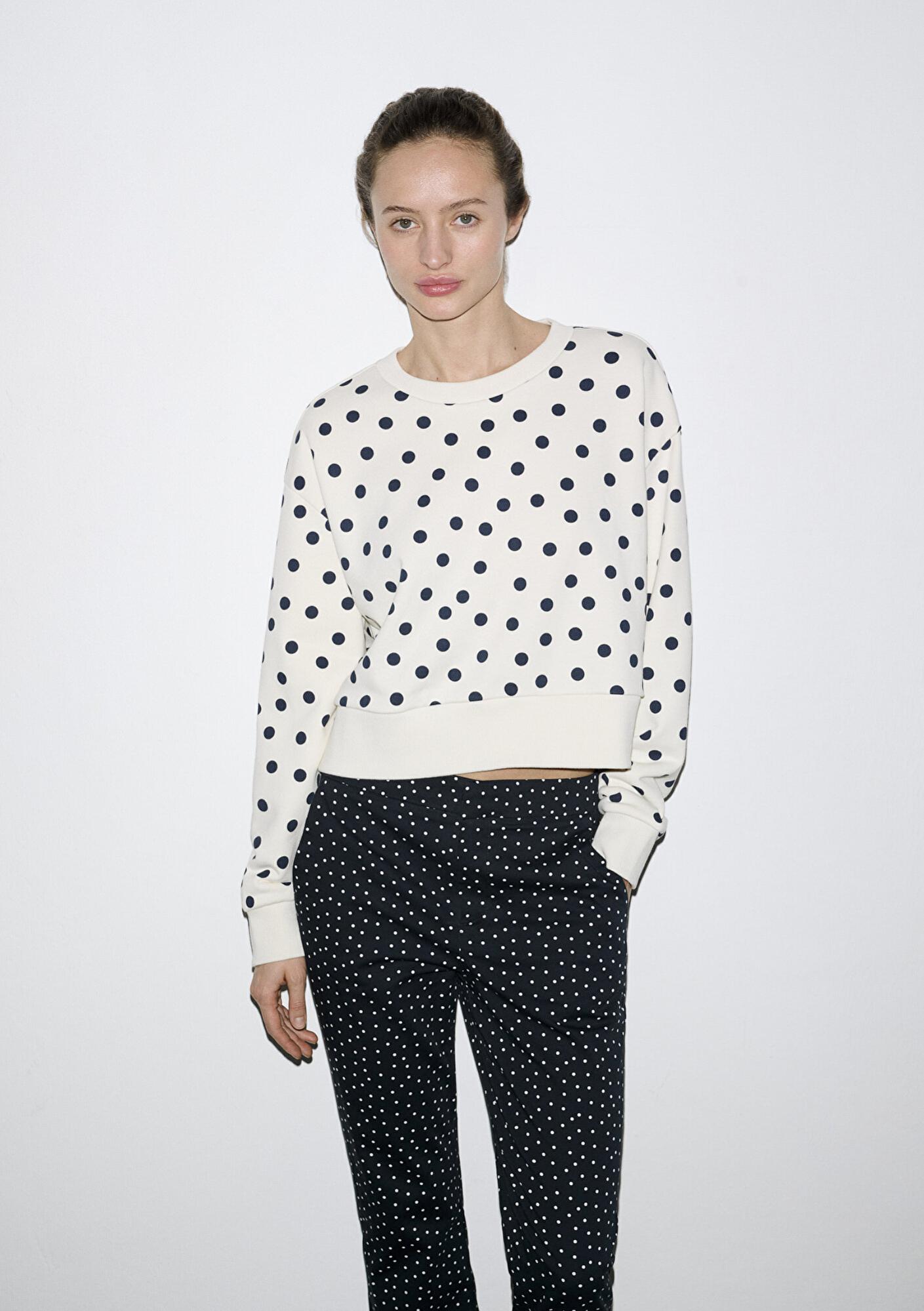 Mavi Lacivert Puantiyeli Ekru Sweatshirt 1S10534-91576