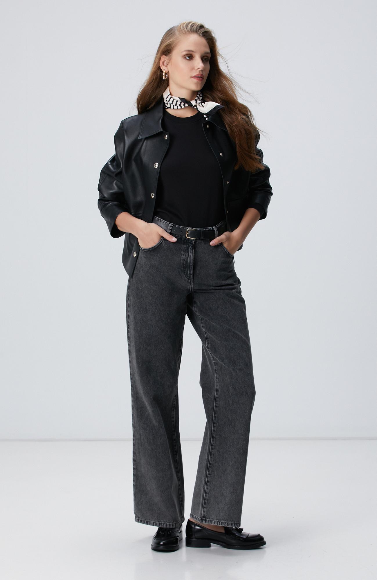 Network Kadın Siyah Basic Sweatshirt