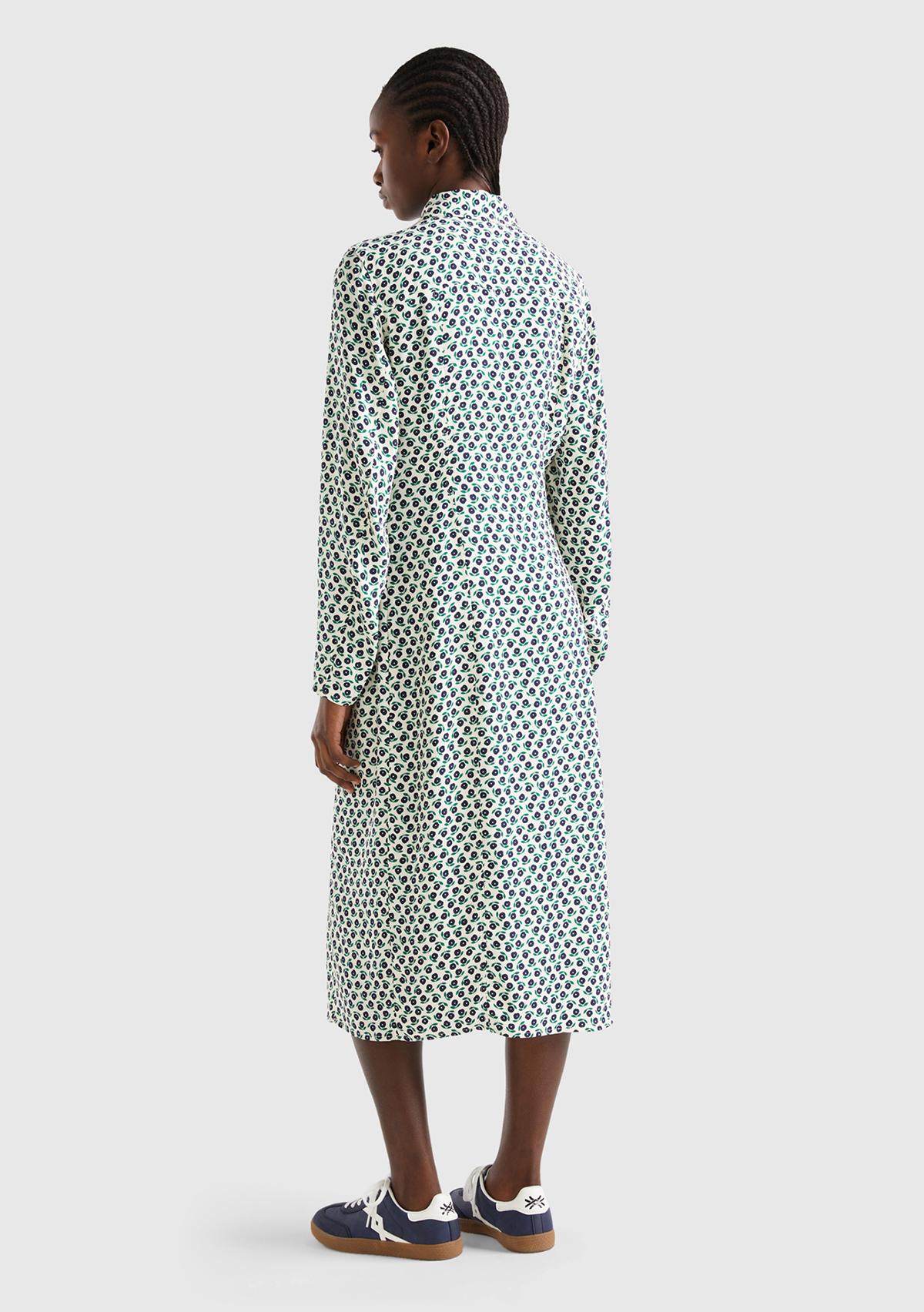 Kadın Yeşil Mix %100 Viskoz Çiçek Desenli Gömlek Yaka Uzun Kollu Elbise