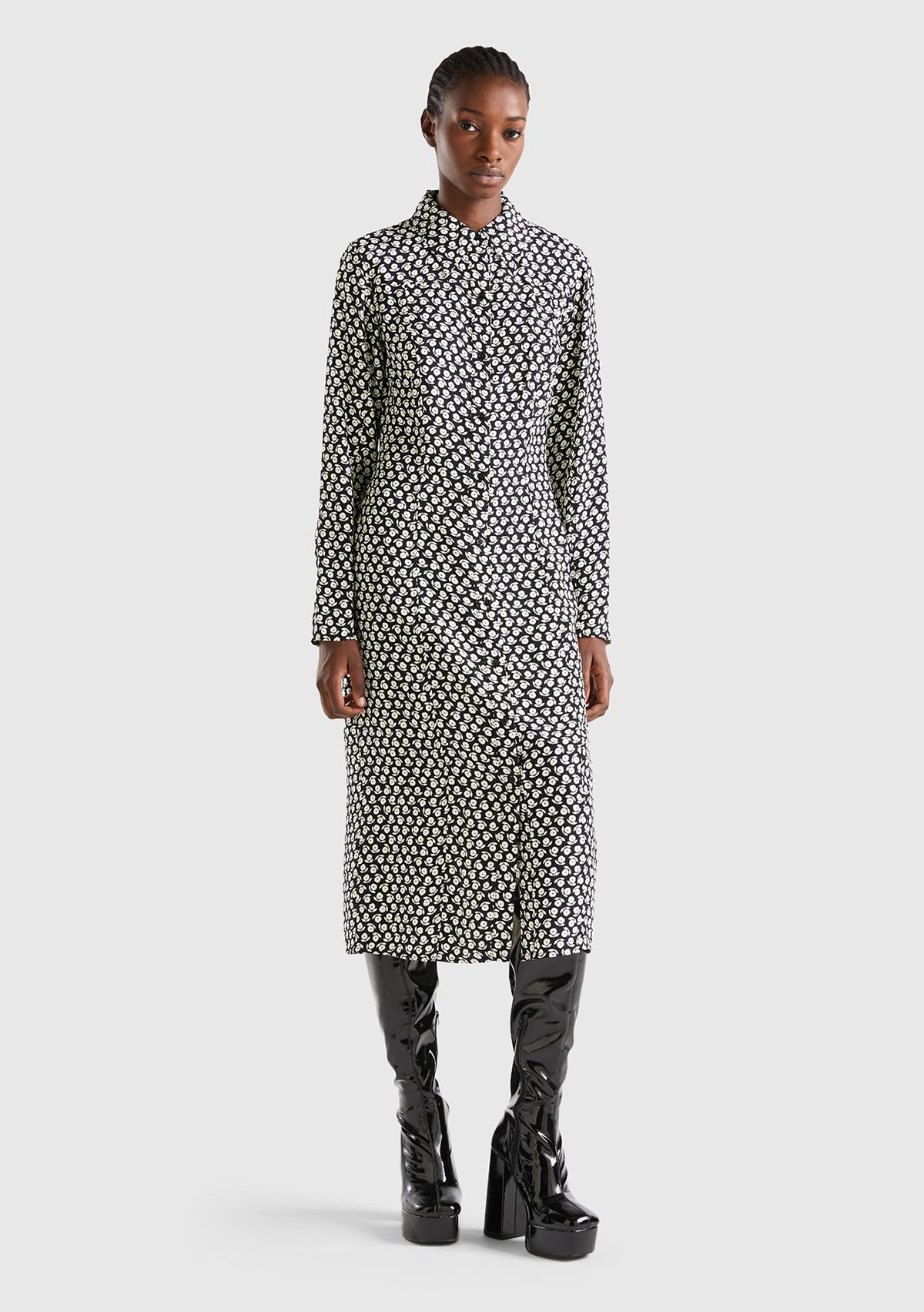 Kadın Lacivert %100 Viskoz Çiçek Desenli Gömlek Yaka Uzun Kollu Elbise