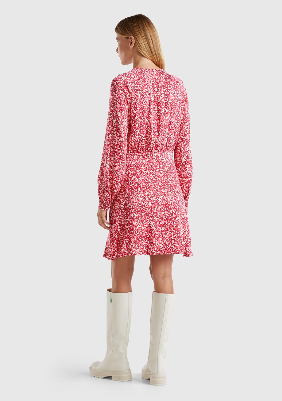 Kadın Kırmızı %100 Viskoz Önü Damla Etek Ucu Fırfırlı Desenli Elbise