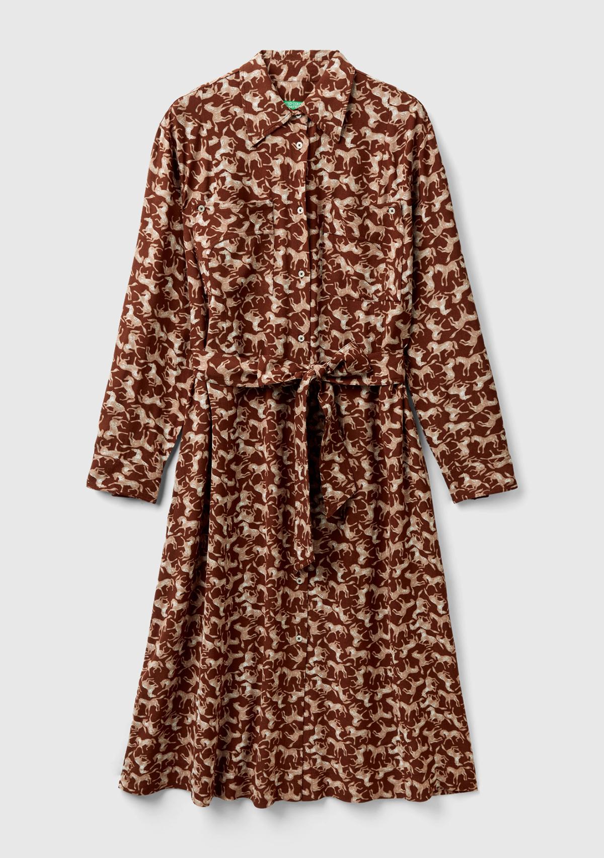 Kadın Kahve Mix %100 Viskoz Desenli ve Beli Kuşaklı Gömlek Yaka Uzun Elbise