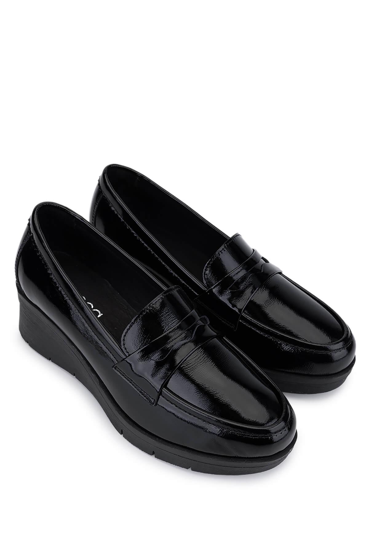 Tamer Tanca Kadın Hakiki Deri Siyah Rugan Comfort Ayakkabı