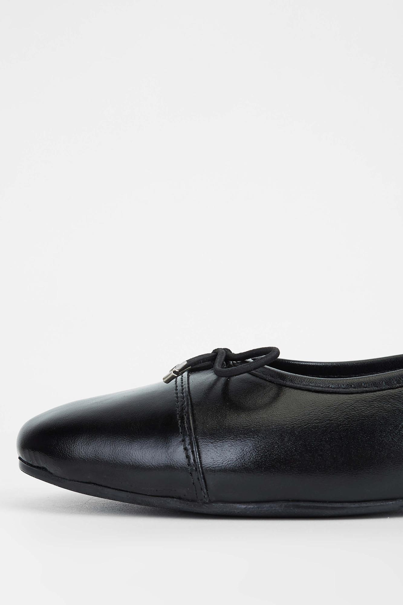 Tamer Tanca Kadın Hakiki Deri Siyah Deri Babet Ayakkabı