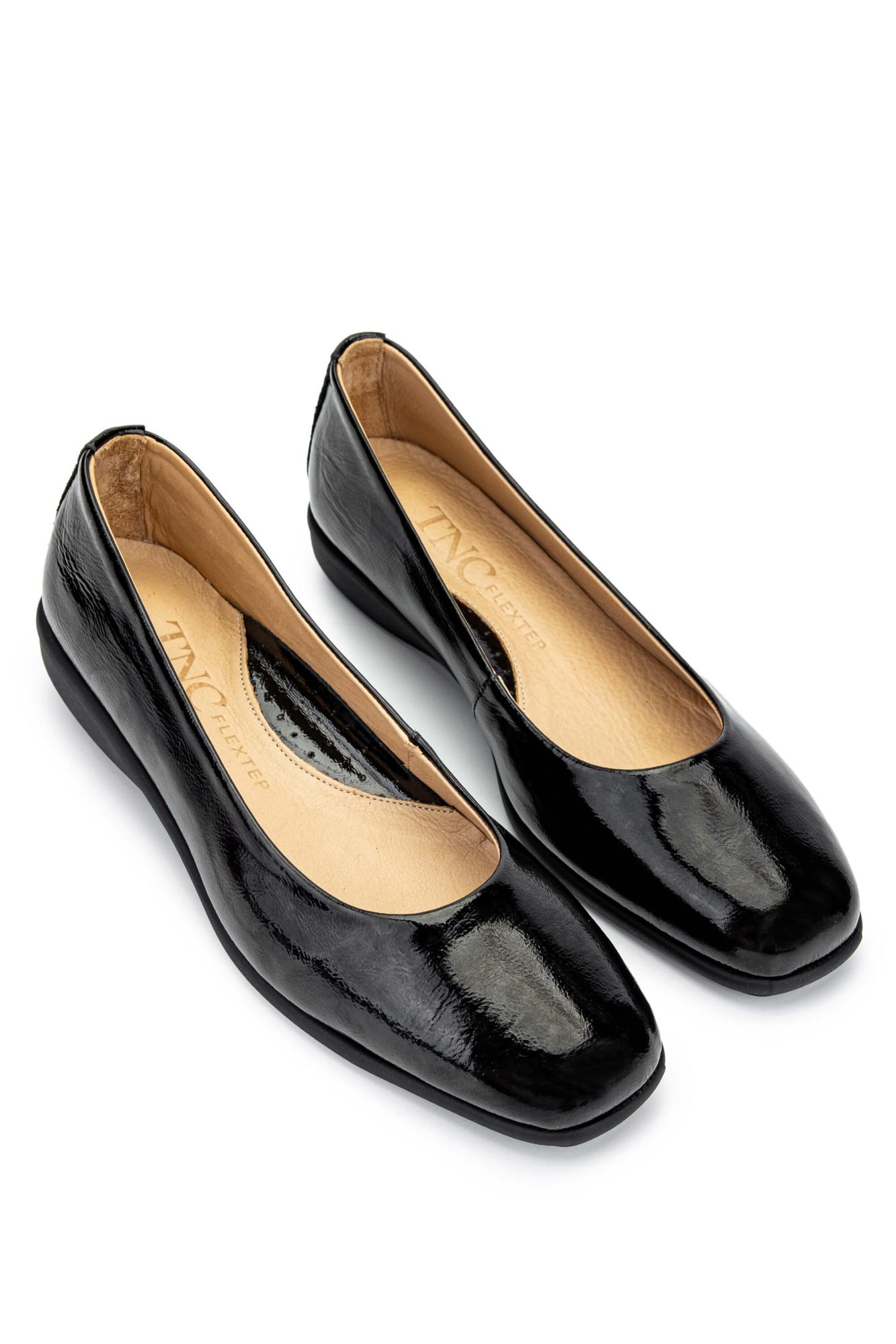 Tamer Tanca Kadın Hakiki Deri Siyah Rugan Babet Ayakkabı