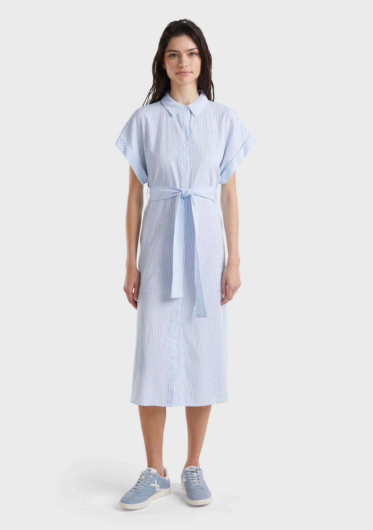 Kadın Mavi- Keten Karışımlı Beli Bağlamlı Önü Düğmeli Yırtmaçlı Elbise