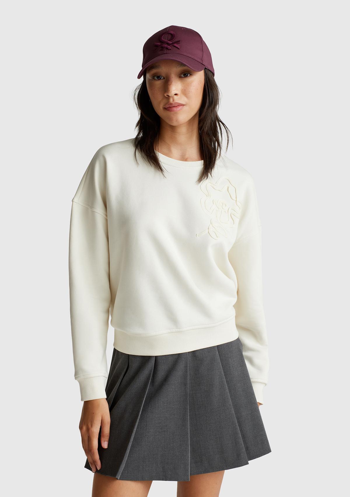 Kadın Krem Koton Karışımlı Çiçek Motifli Sweatshirt