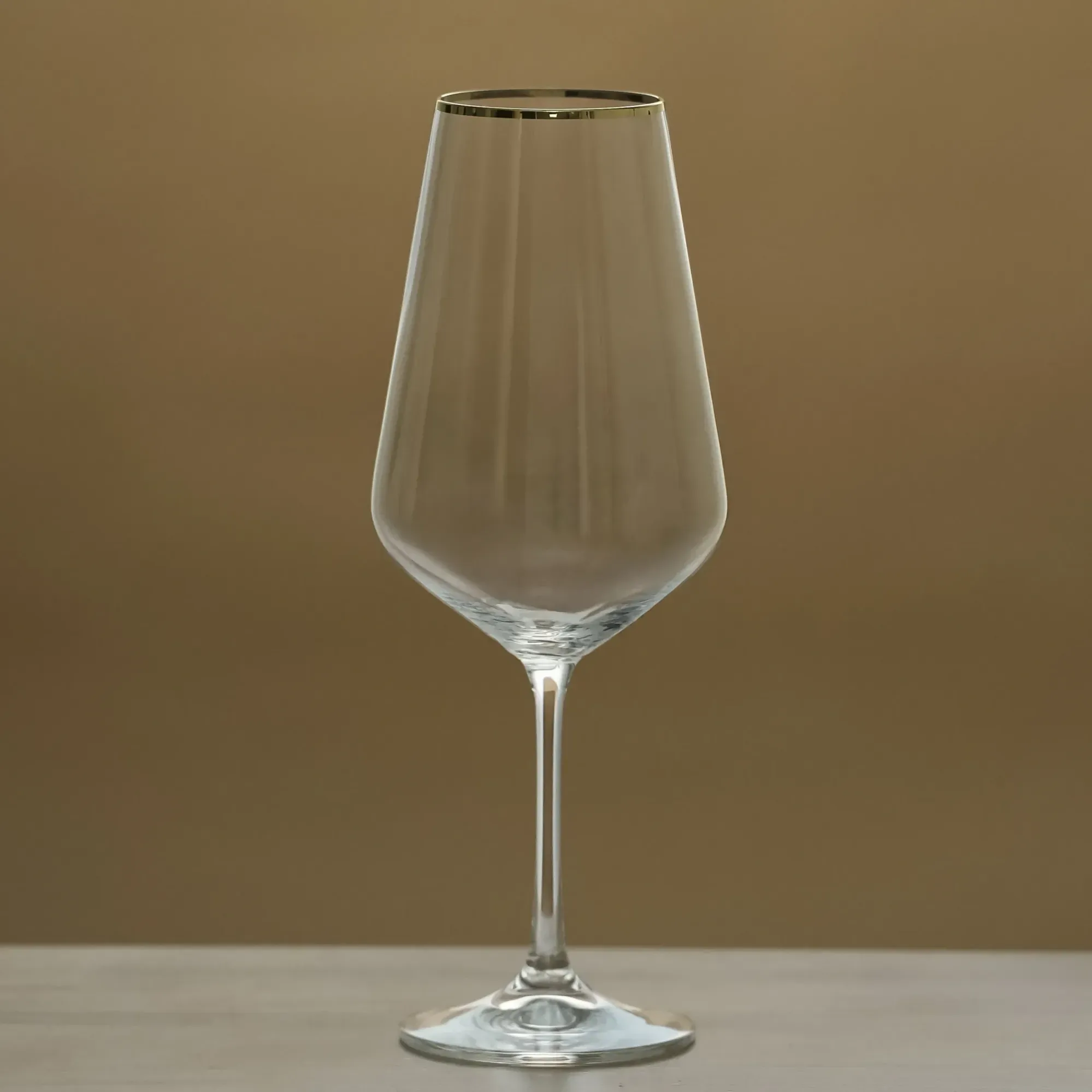 Meringue Kristal Kırmızı Şarap Kadehi 550 cc