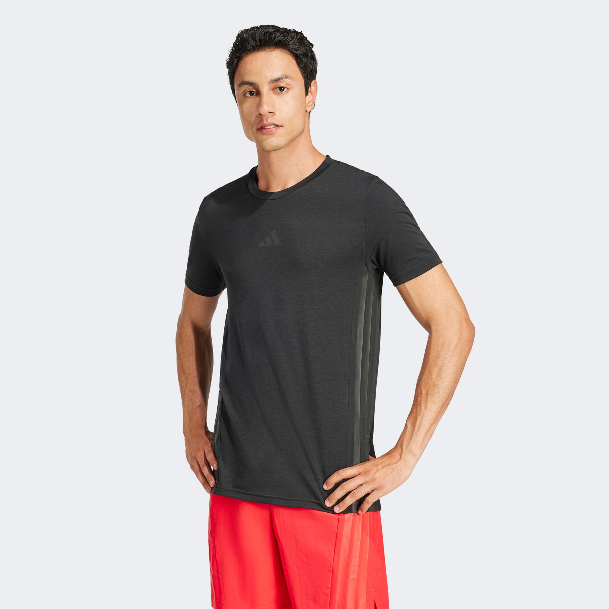 adidas Designed 4 Training 3-Stripes Erkek Siyah T-Shirt