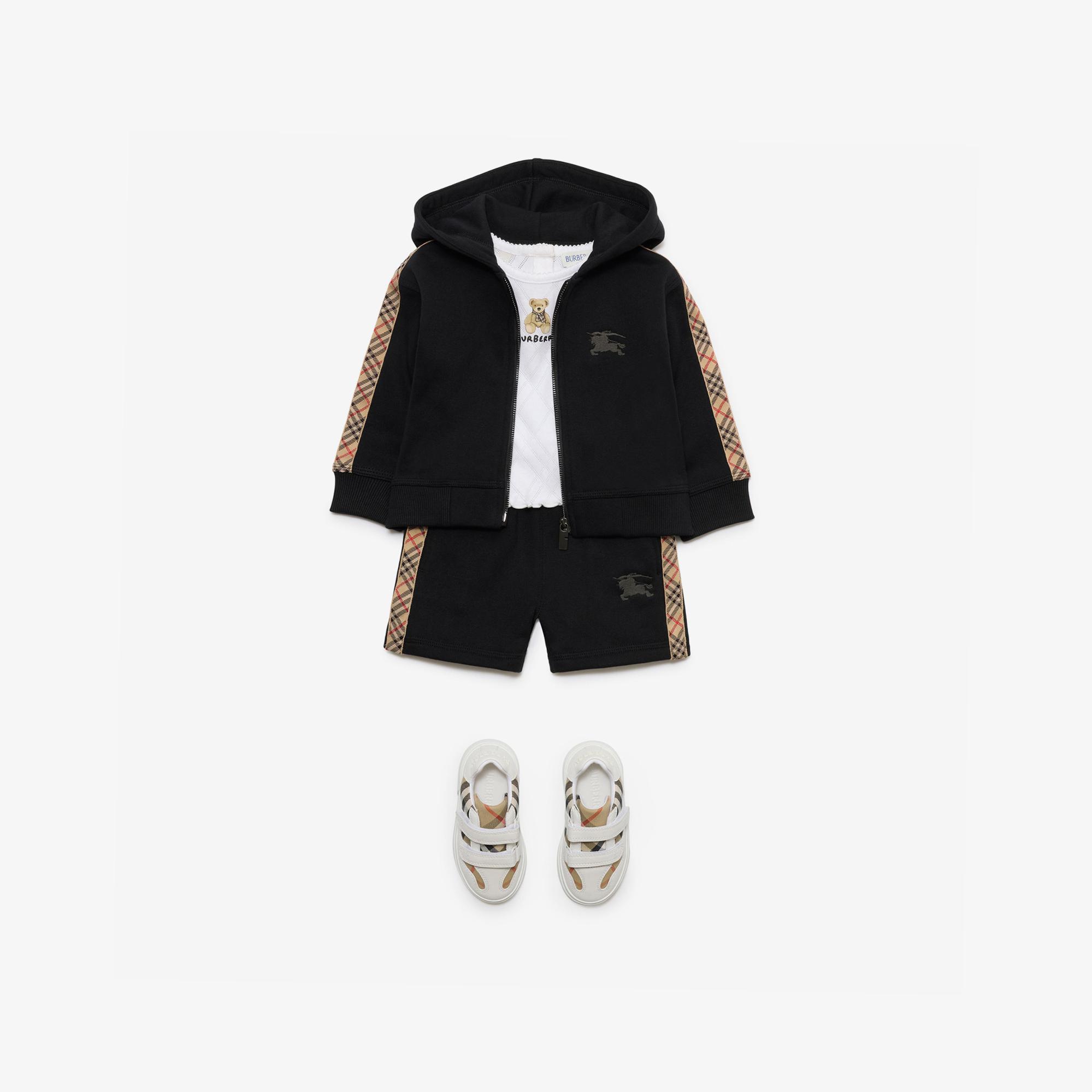 Burberry Benny Check Trim Cotton Çocuk Siyah Şort