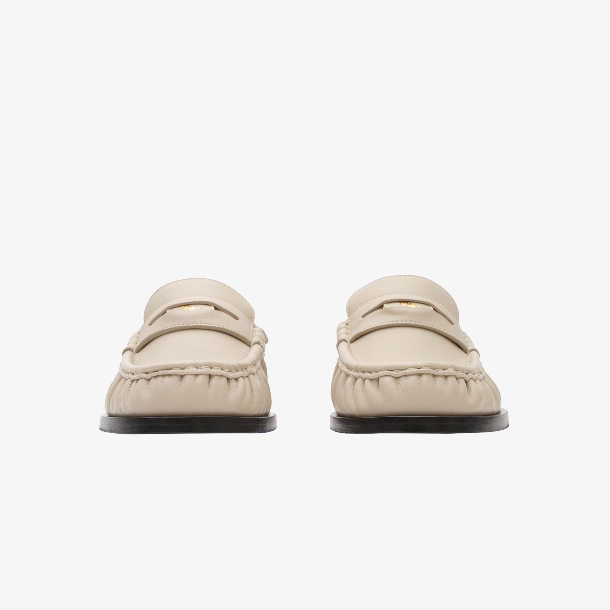 Burberry Cadet Mules Kadın Beyaz Terlik