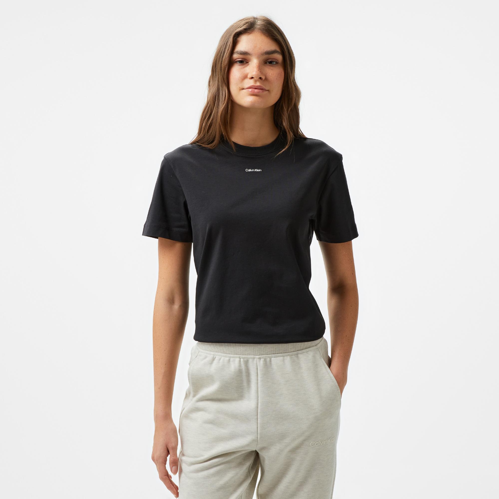 Calvin Klein Nano Logo Regular Kadın Siyah T-Shirt