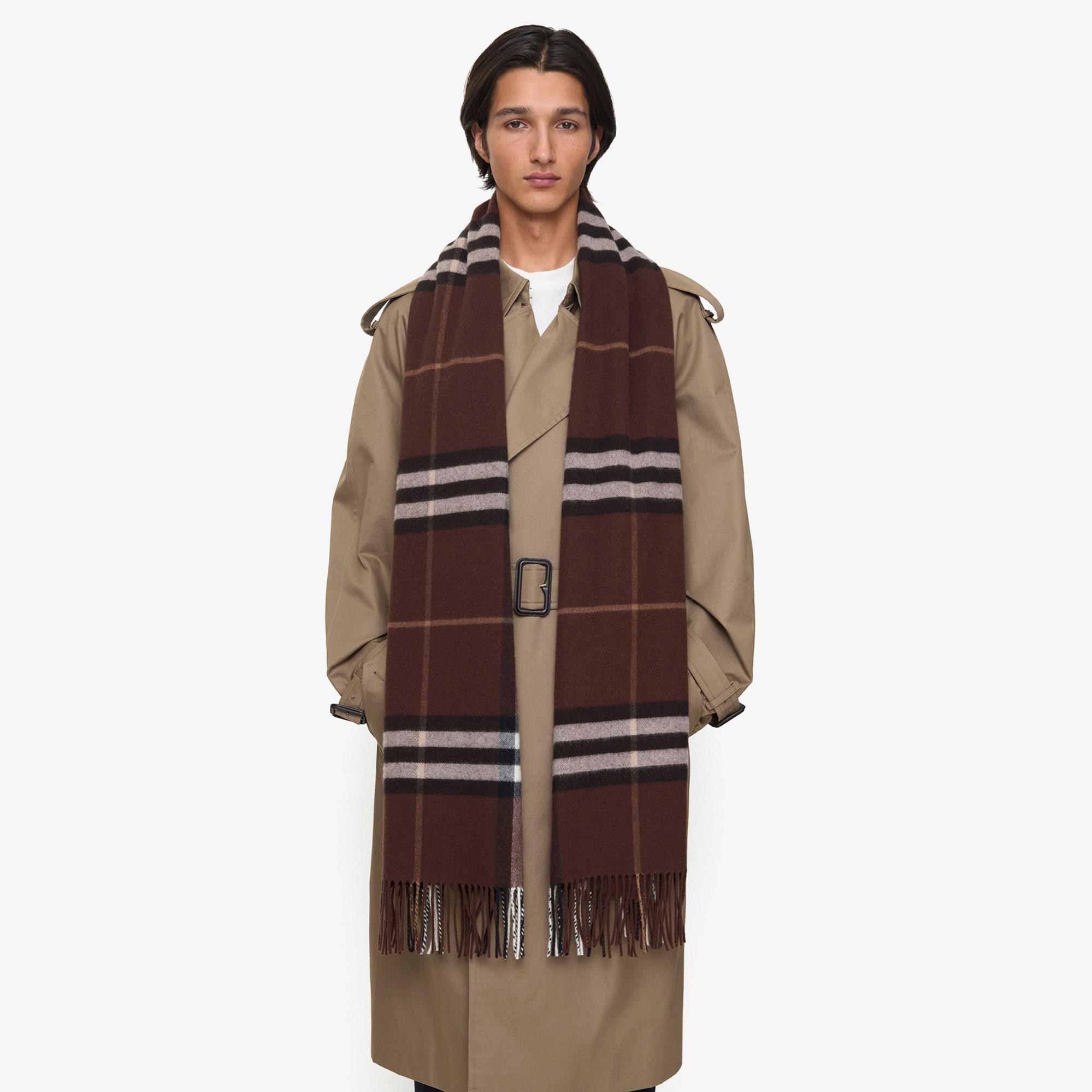 Burberry Washed Giant Kadın Kahverengi Atkı