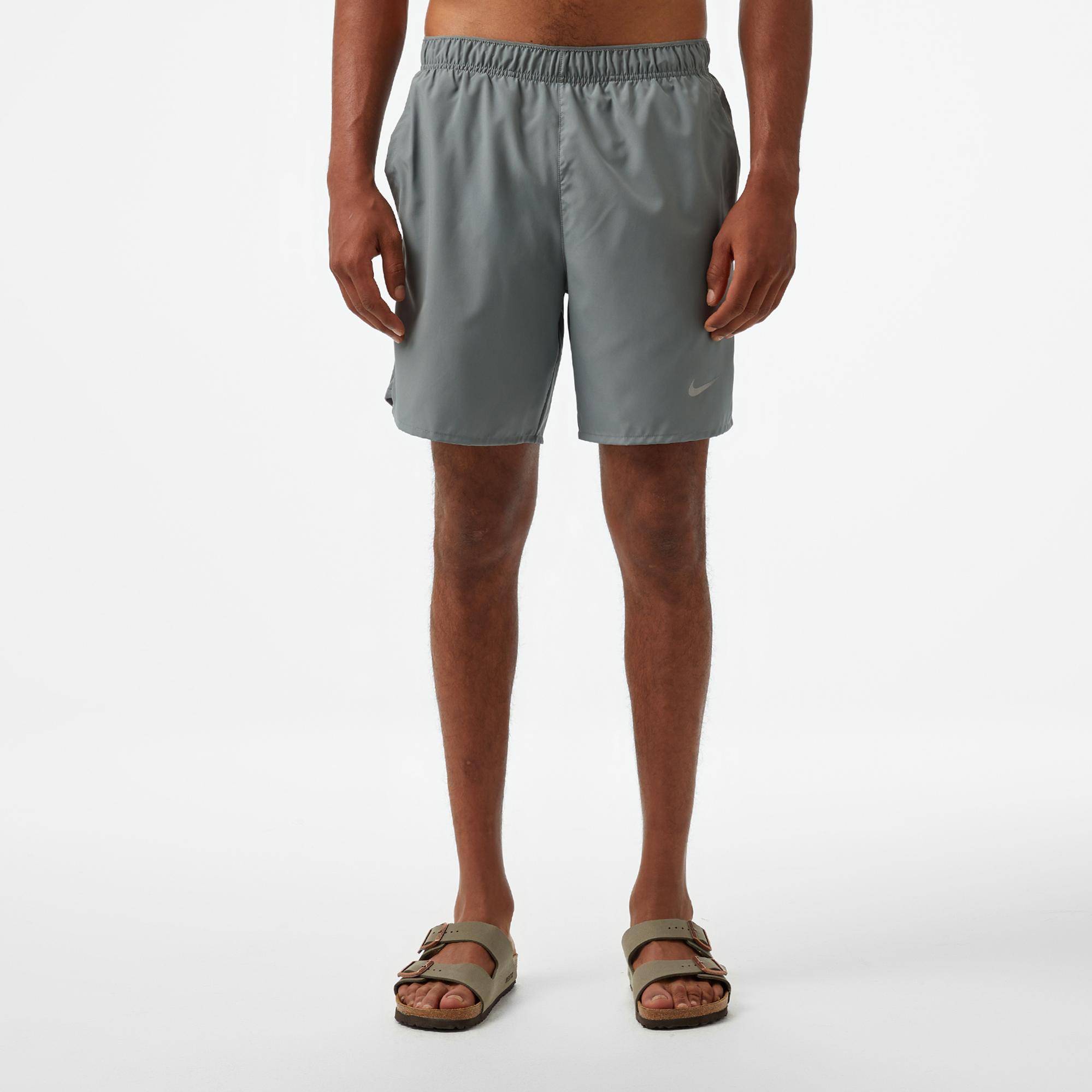 Nike Dri-Fit Challenger 18cm Erkek Gri Şort