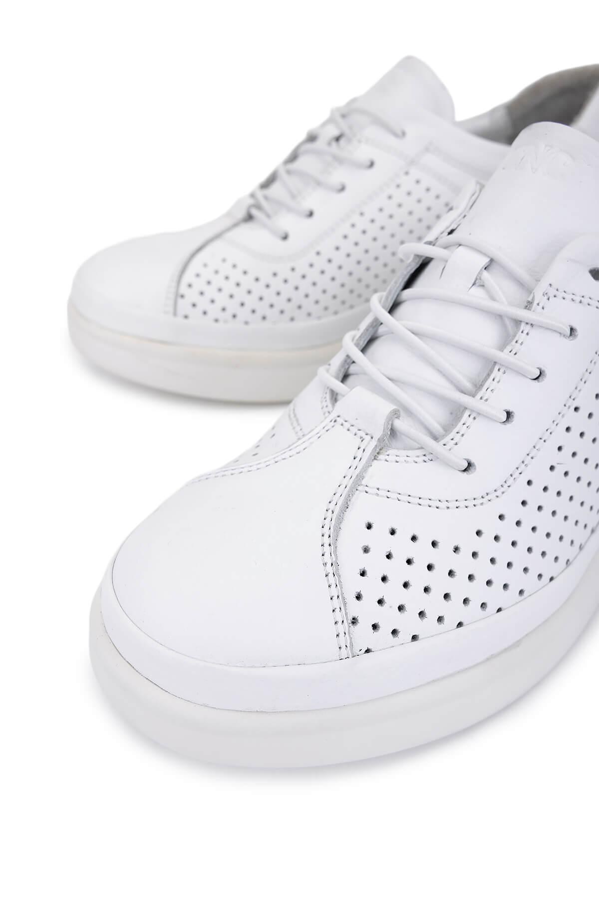 Tamer Tanca Kadın Hakiki Deri Beyaz Comfort Ayakkabı