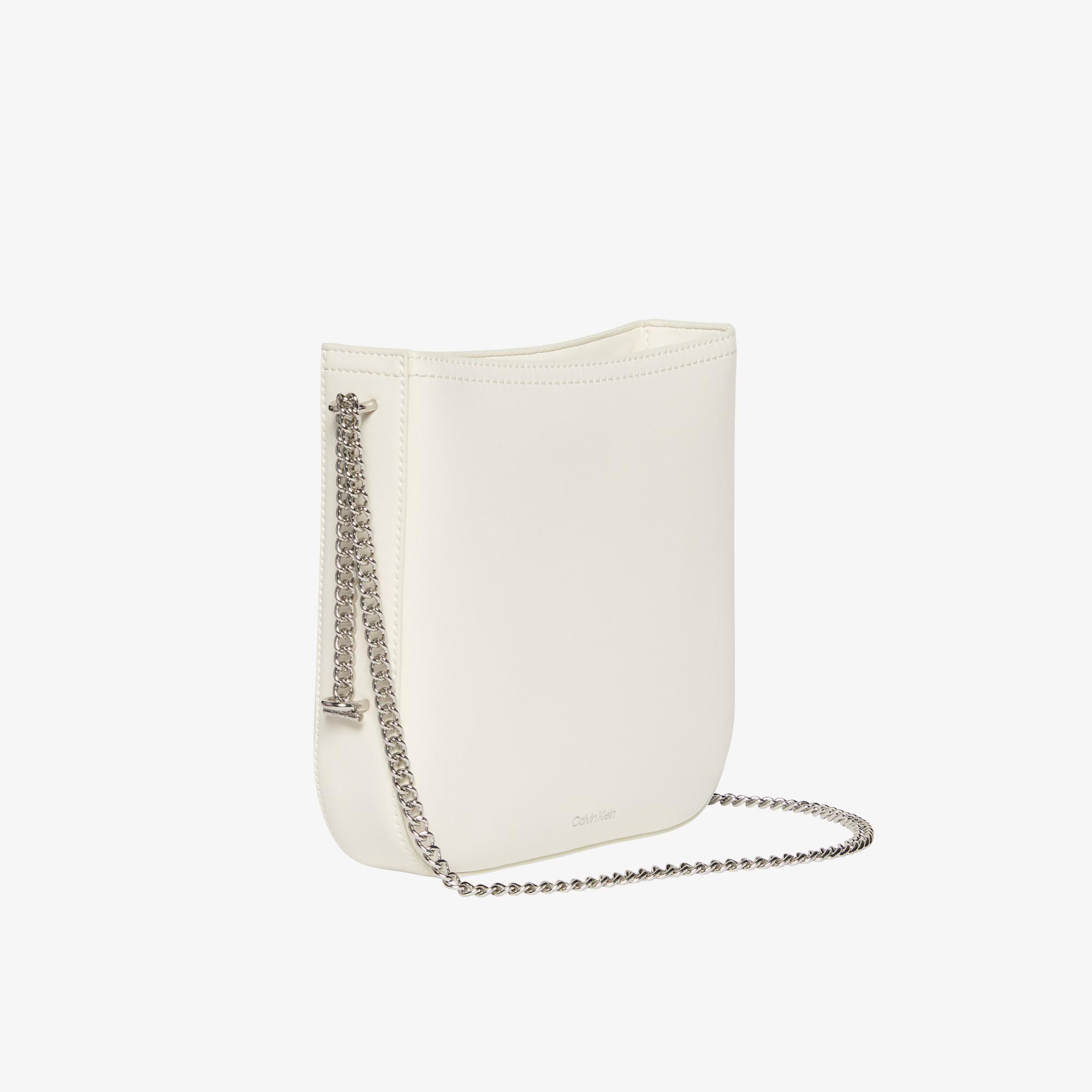 Calvin Klein Saddle With Chain Kadın Beyaz Çapraz Çanta