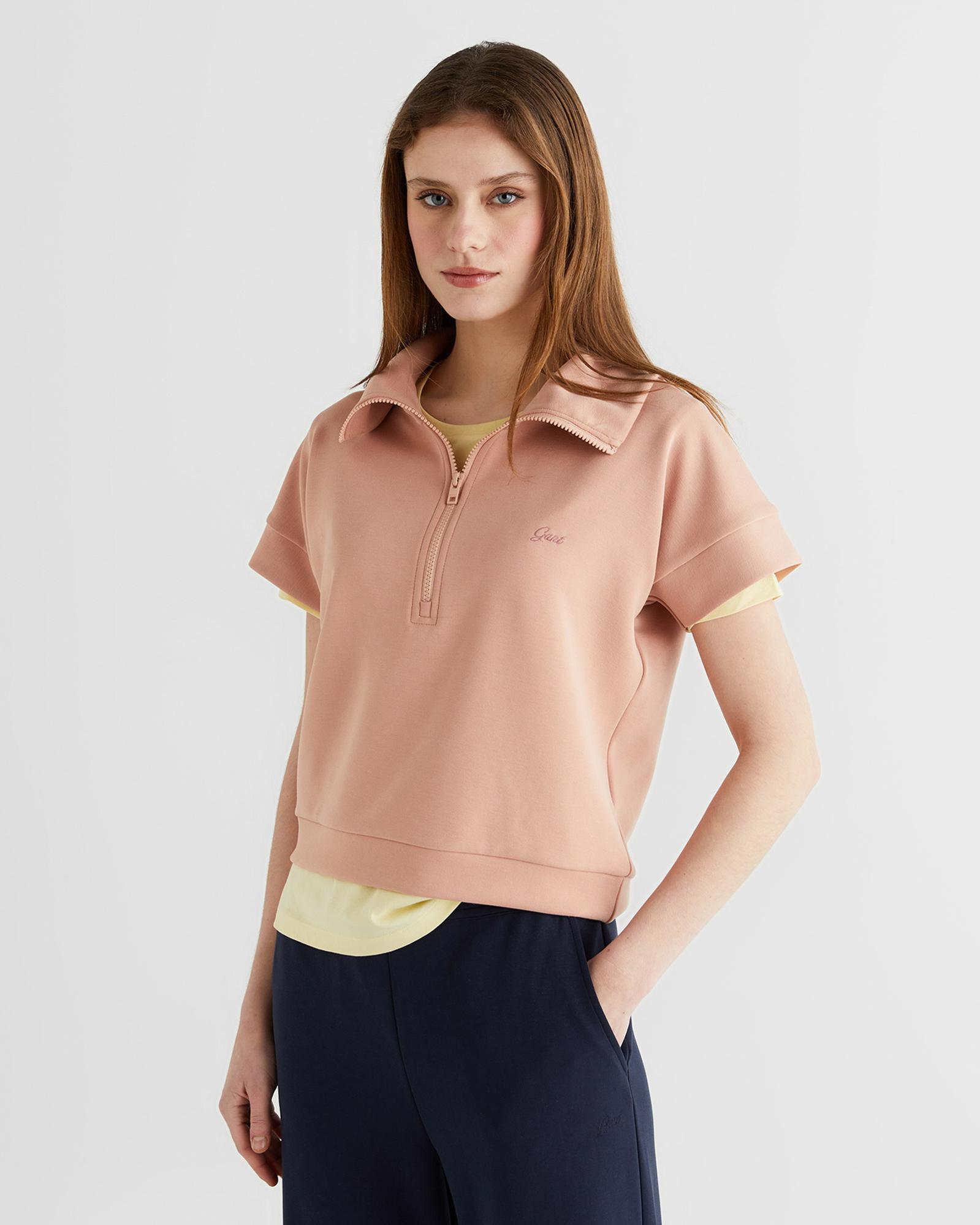 GANT Kadın Pembe Relaxed Fit Yarım Fermuarlı Kısa Kollu Sweatshirt