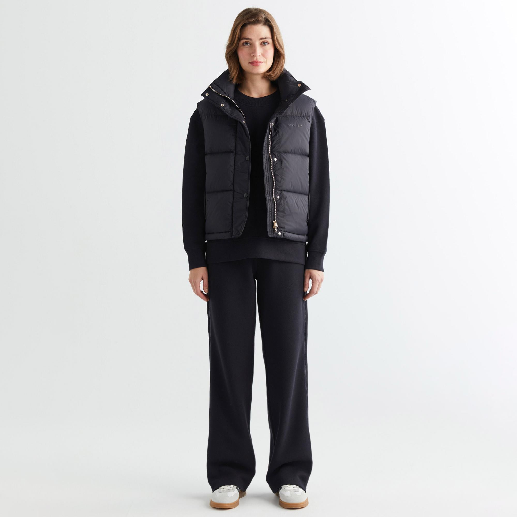 GANT Kadın Siyah Relaxed Fit Fermuarlı Logolu Yelek