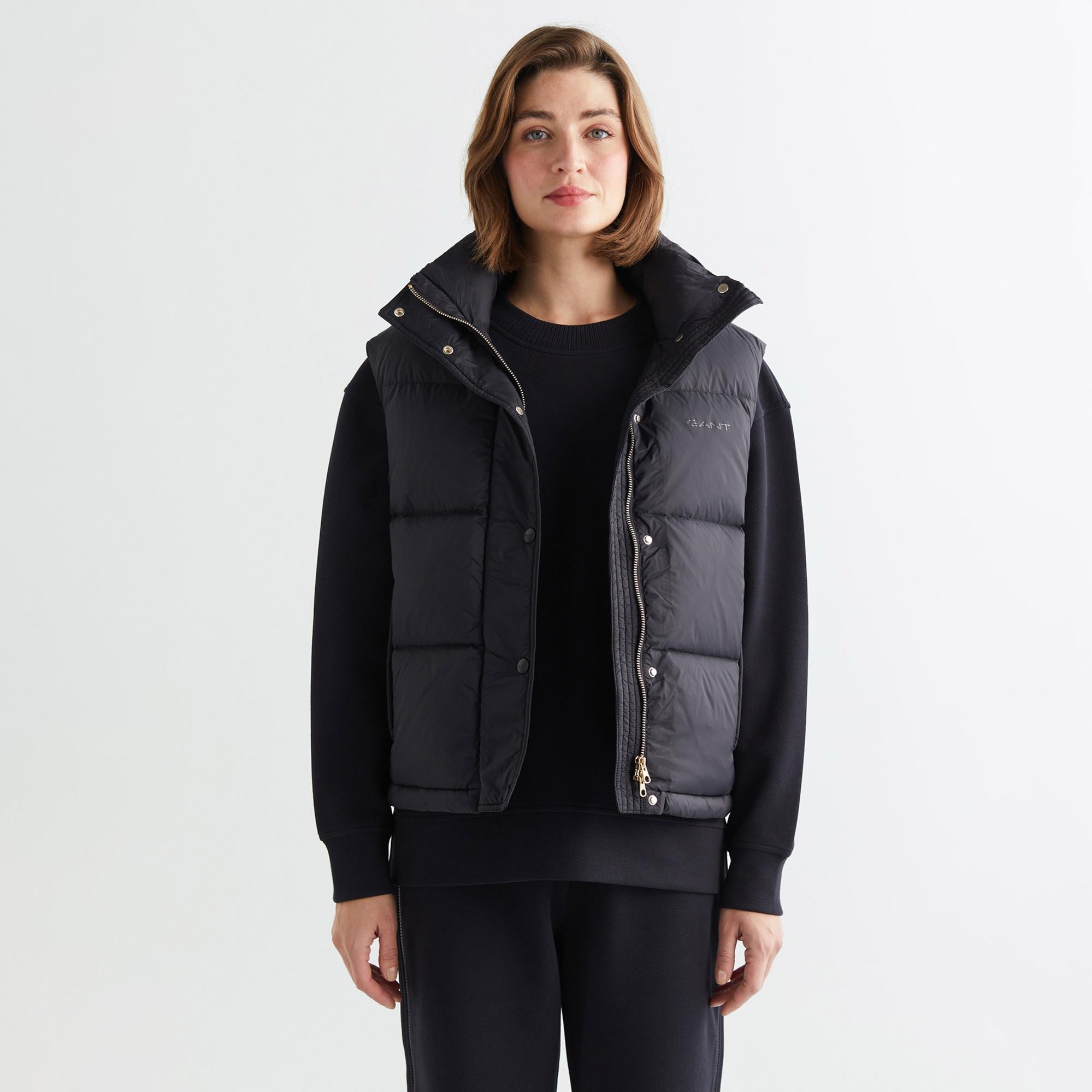 GANT Kadın Siyah Relaxed Fit Fermuarlı Logolu Yelek