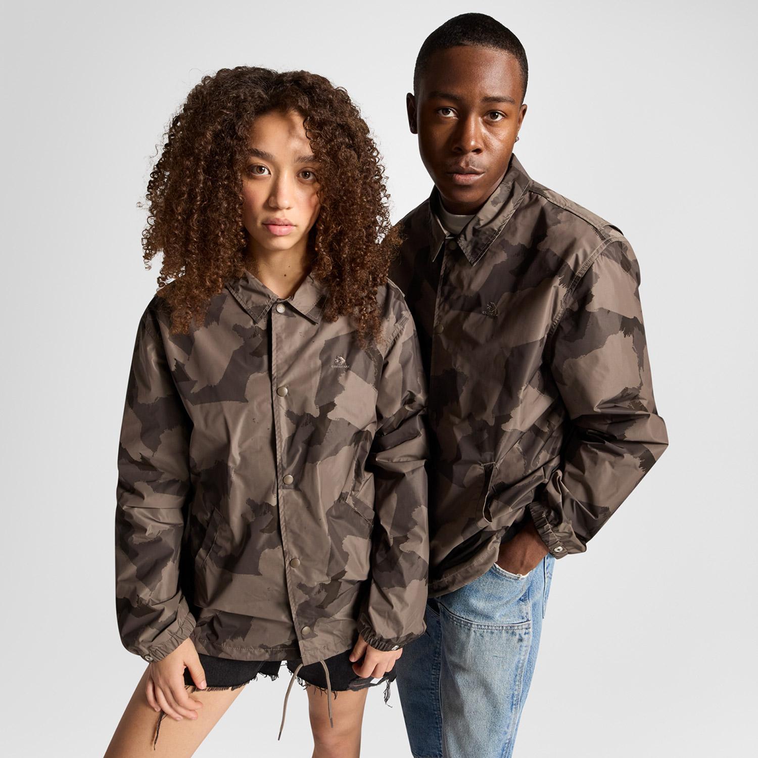 Converse Go-To Unisex Desenli Haki Yağmurluk