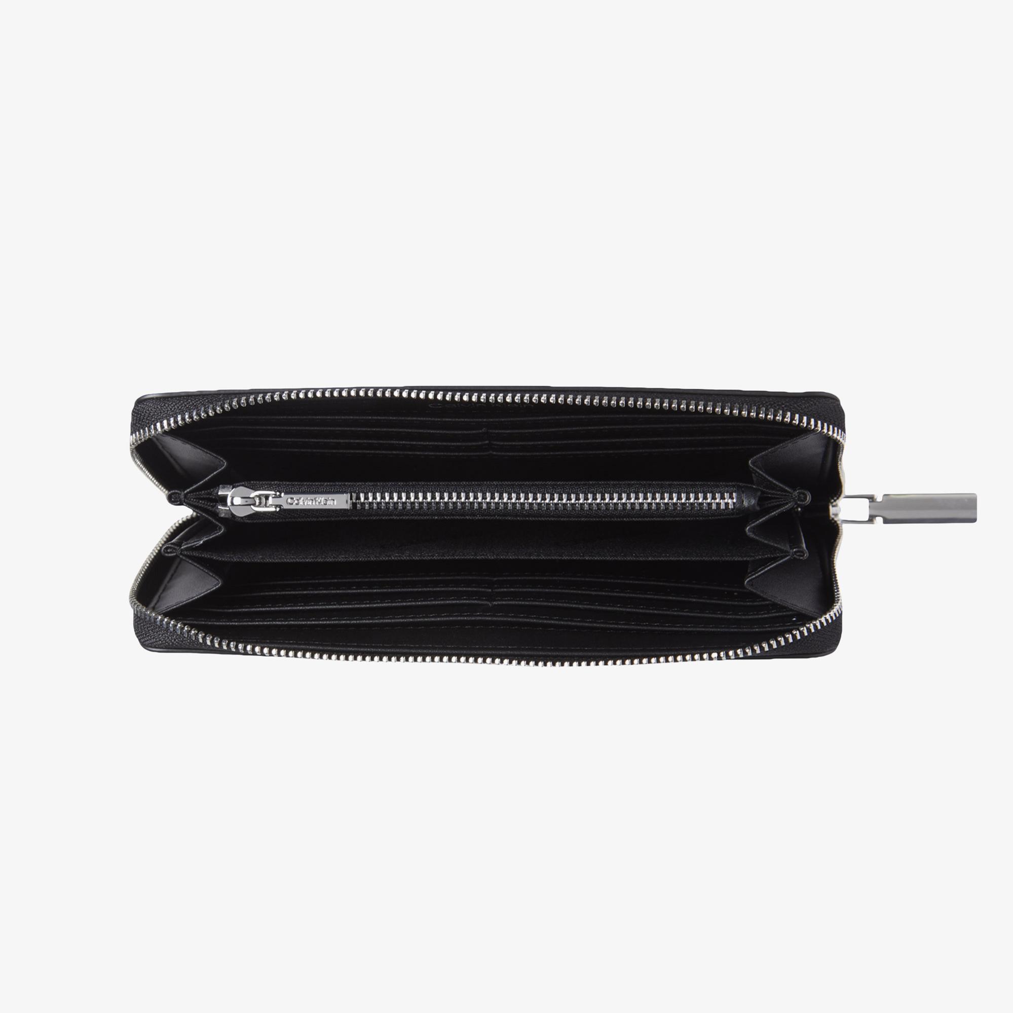 Calvin Klein Re-Lock Large Zip Around Kadın Siyah Cüzdan