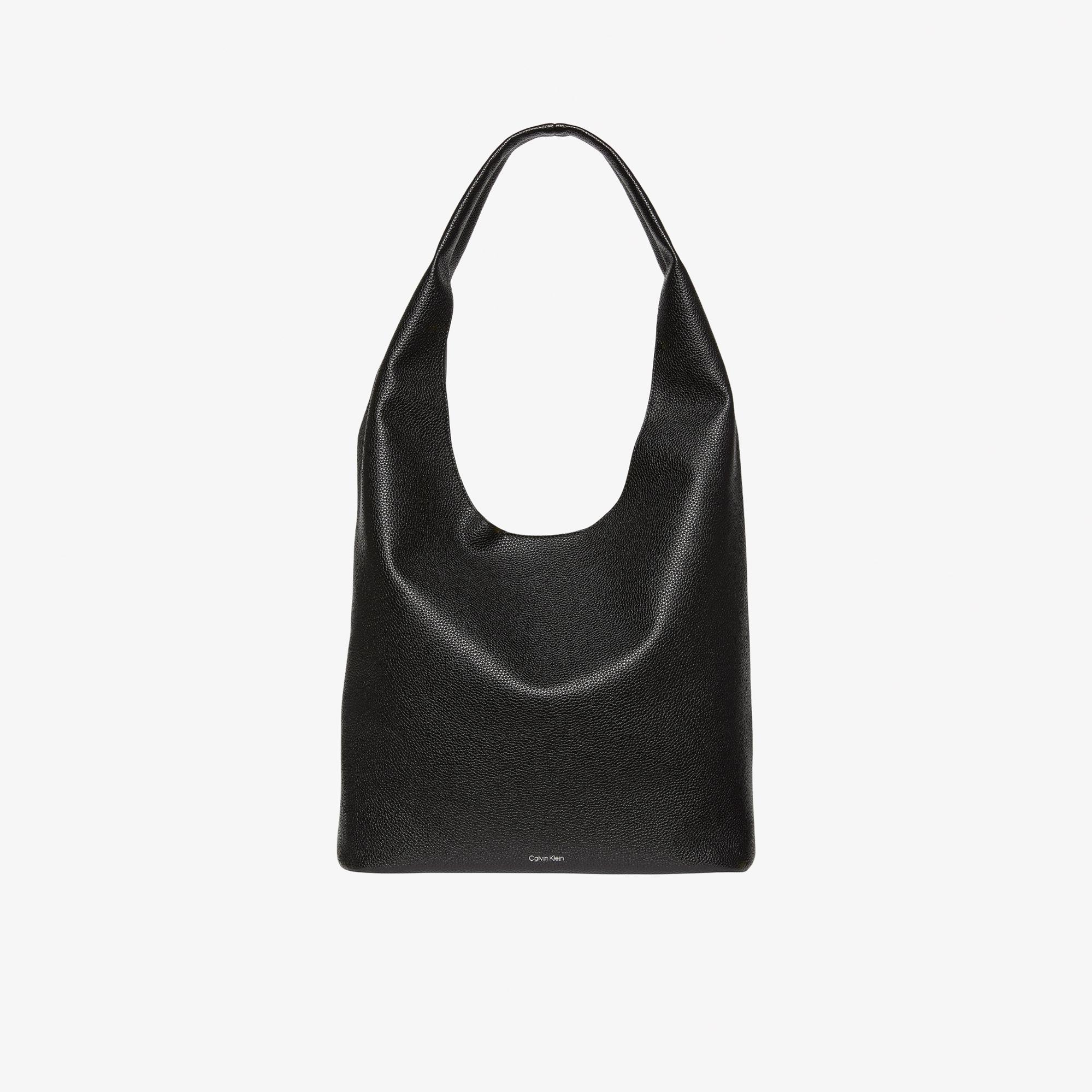 Calvin Klein Slouchy Pebble Medium Kadın Siyah Omuz Çantası