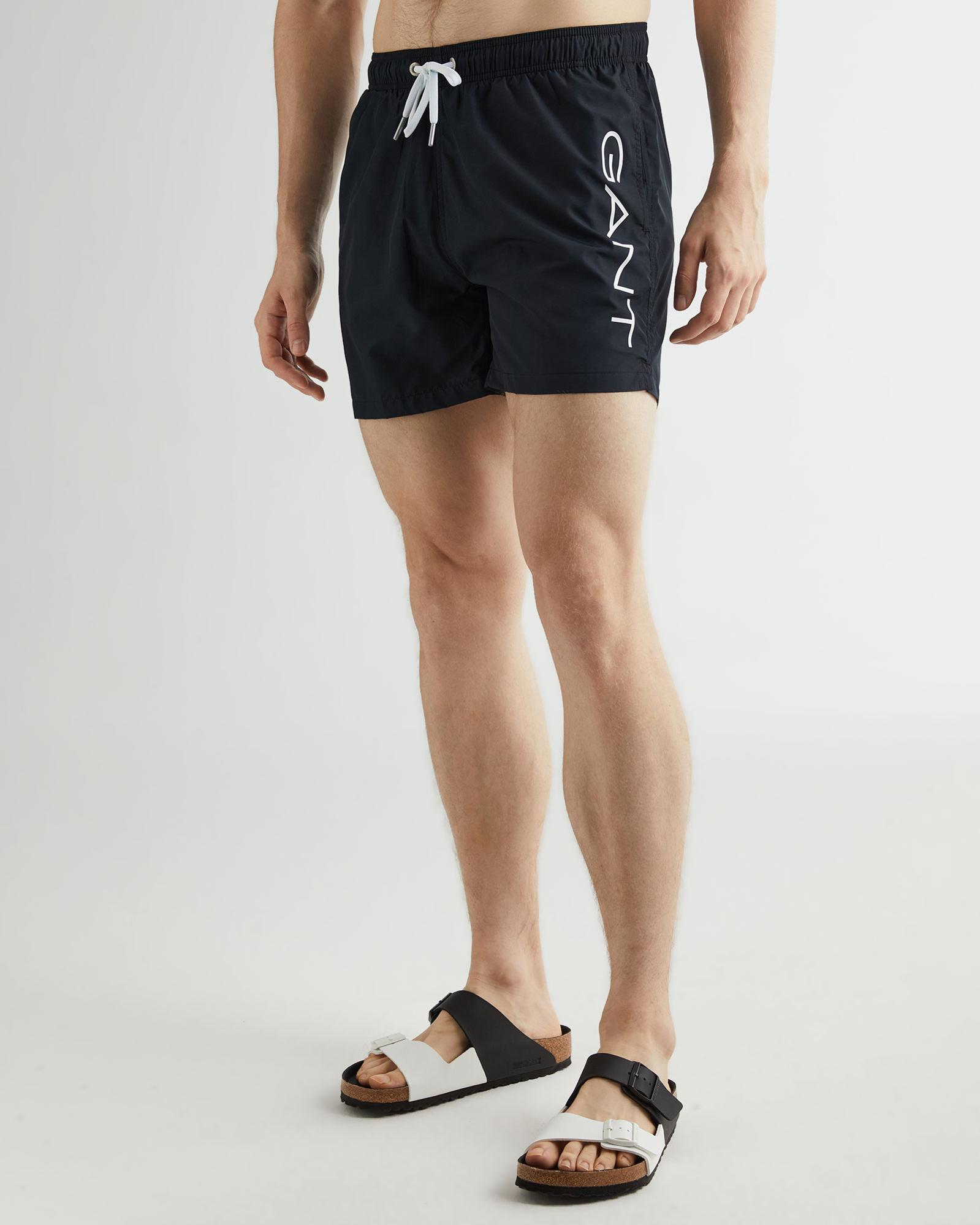 GANT Erkek Siyah Regular Fit Logolu Mayo Şort