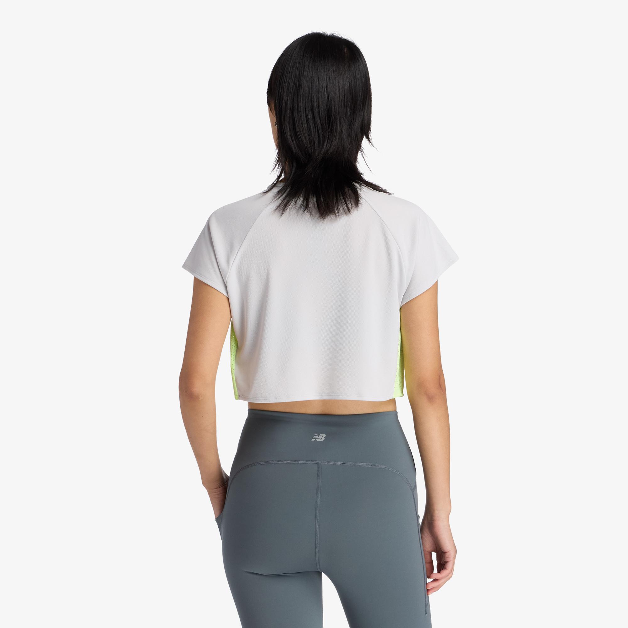 New Balance Fast Days Kadın Gri T-Shirt