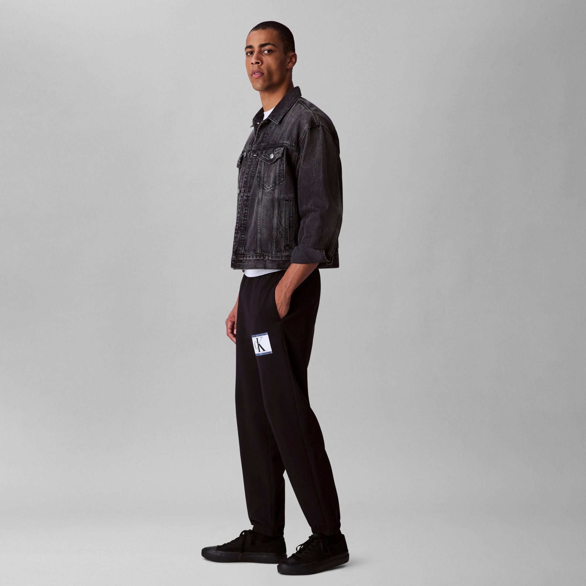 Calvin Klein Terry Graphic Jogger Erkek Siyah Eşofman Altı