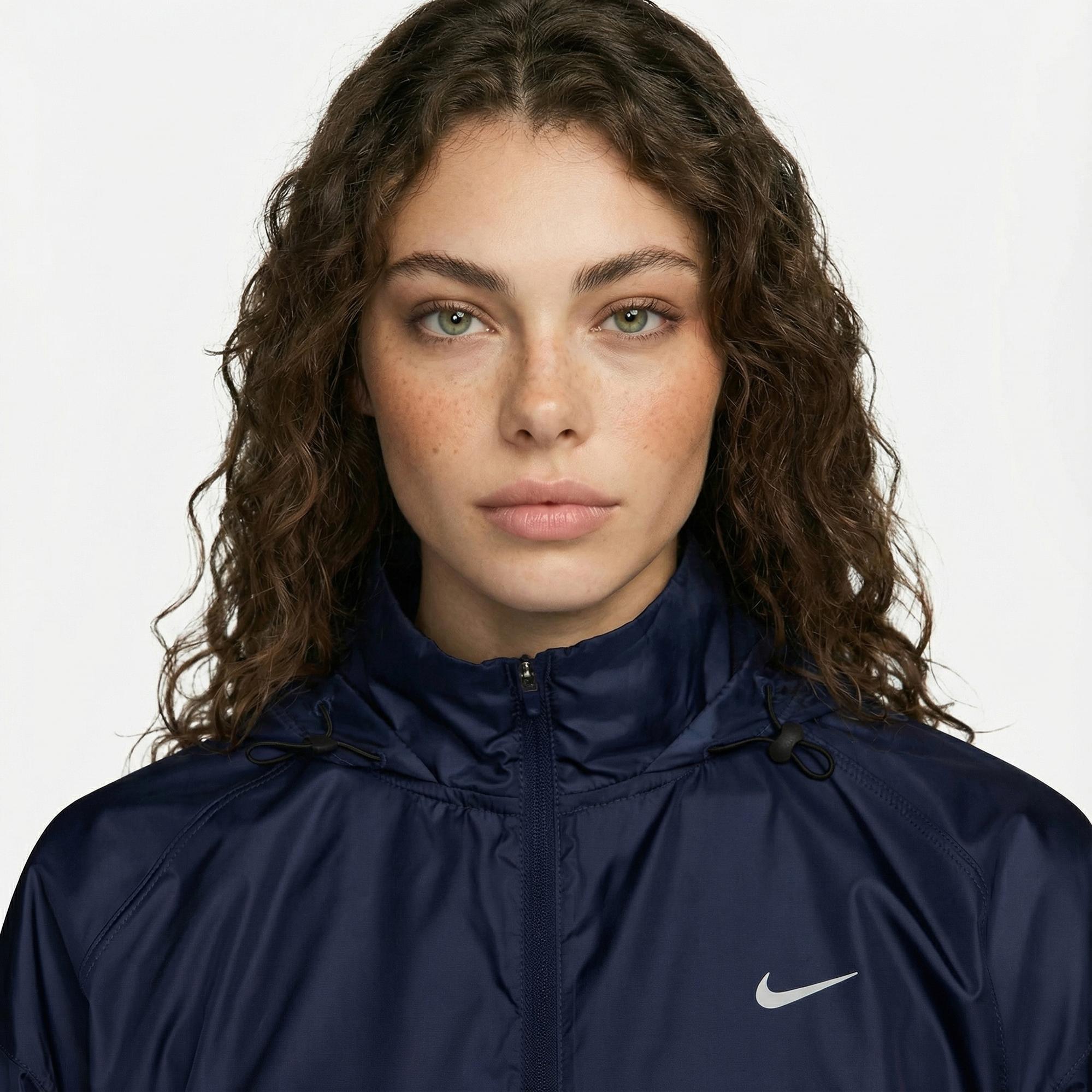 Nike Tempo Repel Kadın Lacivert Yağmurluk